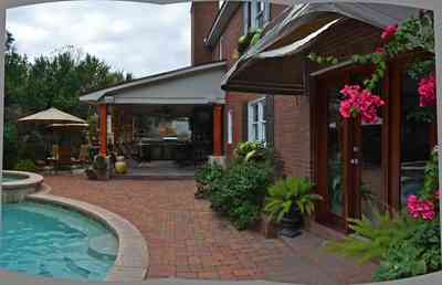 2471+semur+rd-patio_01.jpg:  