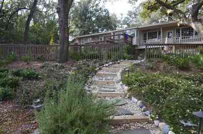 270+clematis+st-creek_03.jpg:  