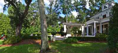 319-Woodbridge+Dr-rear+facade_01.jpg:  