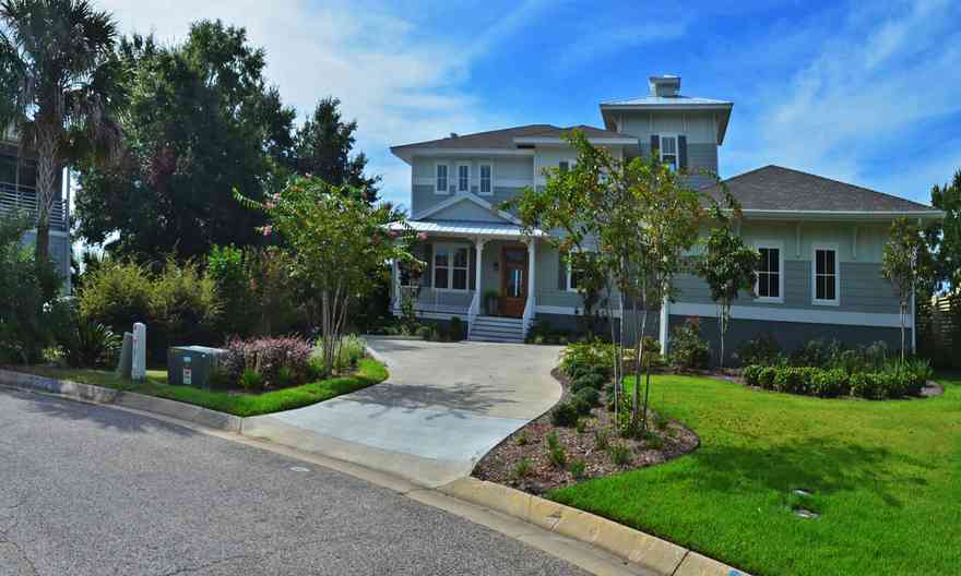 400+LaRua+Landing-facade_01.jpg:  coastal home, Bayou Texar, , 