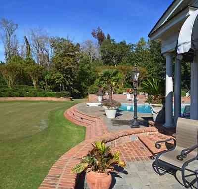 441+Village+Dr-patio_05.jpg:  