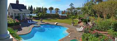 441+Village+Dr-pool_01..jpg:  