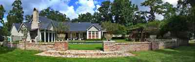 5564+Lakewood+Dr-backyard_02.jpg:  