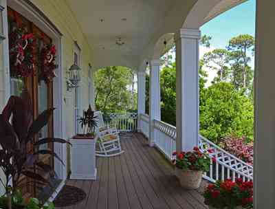 5850+Innerarity+Point+Rd-front+porch_01.jpg:  