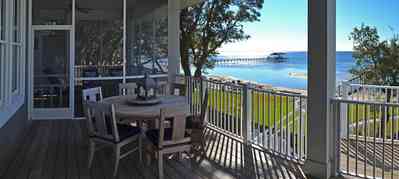 7+Beach+Dr-backporch_01_1716157245.jpg:  