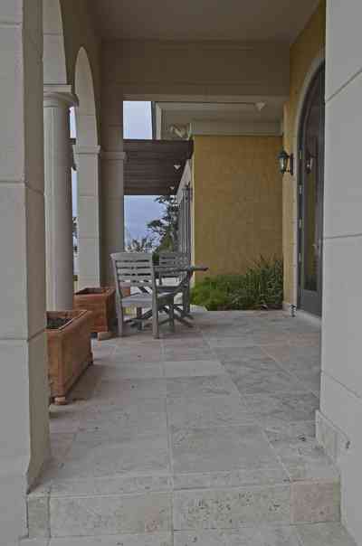 745+peaks+point-facade_06.jpg:  