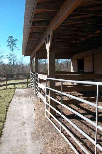 Allentown:-Bloechle-Farm_04.jpg:  gate, paddock, horse farm, barn, , 