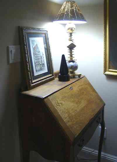 Aragon:-591-Aragon-Street_25.jpg:  lamp, hall, writing desk