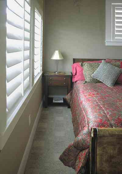 Aragon:-649-Aragon-Street_32.jpg:  master bedroom, venitan blinds, night stand