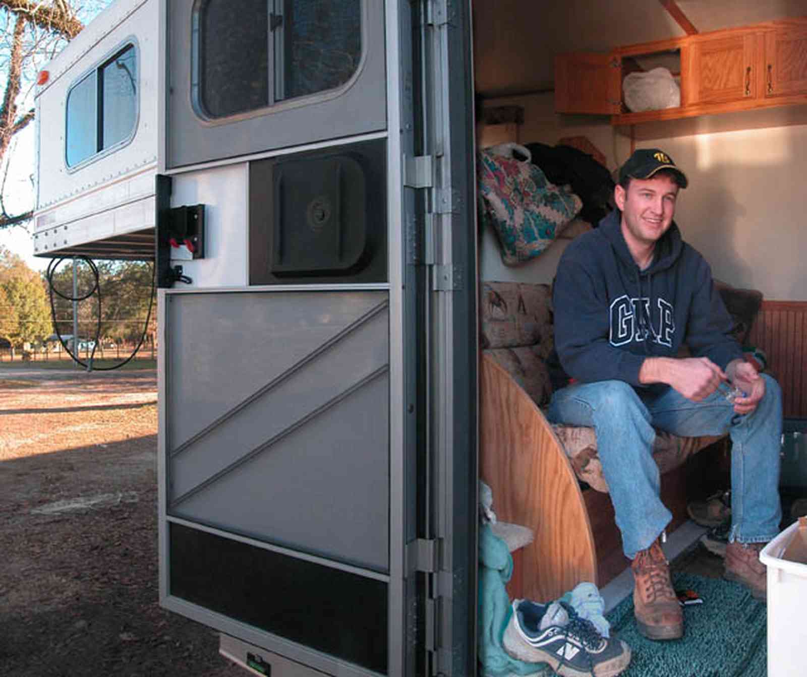 Century:-Brown-Farm_06.jpg:  luke brown, trailer, farm, horse stall