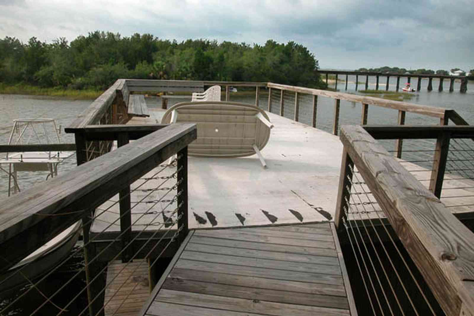 East-Hill:-1801-East-La-Rua-Street_15.jpg:  pensacola bay, bayou texar, railroad trestle, csx railroad, island, bay, deck, pier, boat house