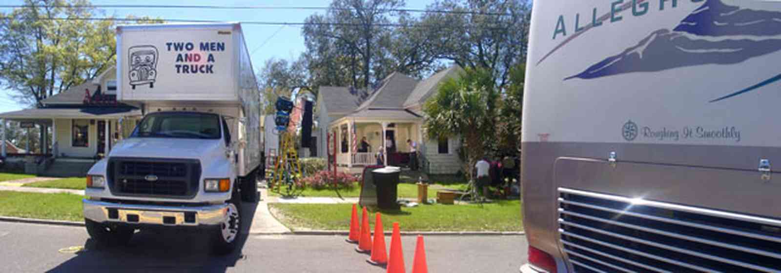 East-Hill:-Jackson-Hill-Antiques_tmaat31.jpg:  moving van, 