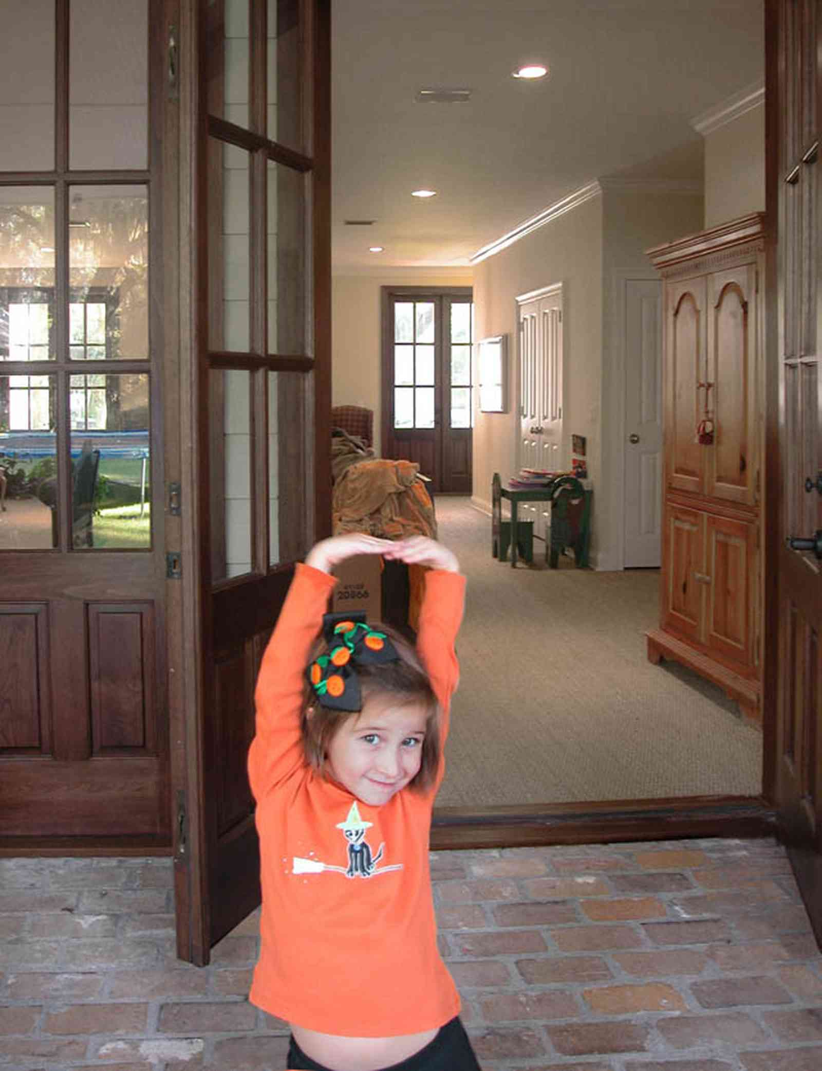 East-Pensacola-Heights:-112-Chipley-Avenue_18.jpg:  living area, patio, veranda, libby adams, chest, brick floor