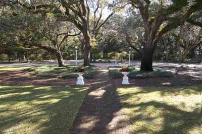 eden+gardens+state+park-brick+path.jpg:  