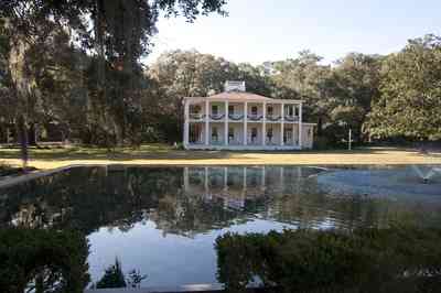 eden+gardens+state+park-house+_26_+pool_01.jpg:  