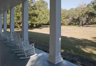 eden+gardens+state+park-house-porch_02.jpg:  