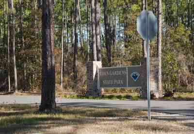 eden+gardens+state+park-sign.jpg:  