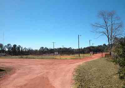 Flomaton:-Speedway_02.jpg:  dirt race track, red clay road, racing, auto race, 