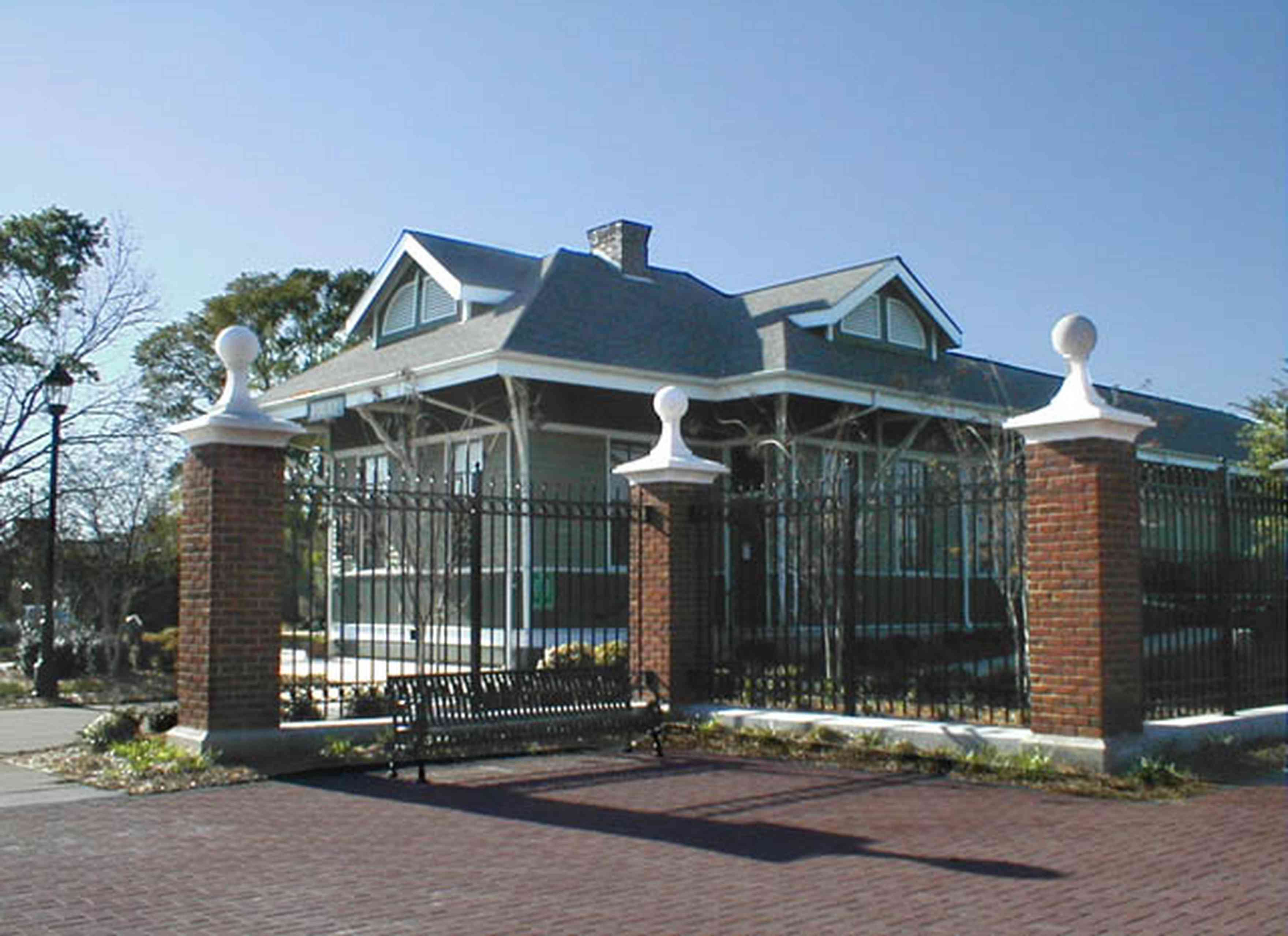 Foley:-Train-Station_01.jpg:  train, locomotive, depot, train station, victorian architecture, caboose, alabama