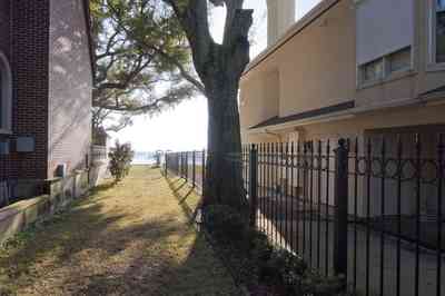 gulf+breeze-111+shoreline-north+side_03.jpg:  , 