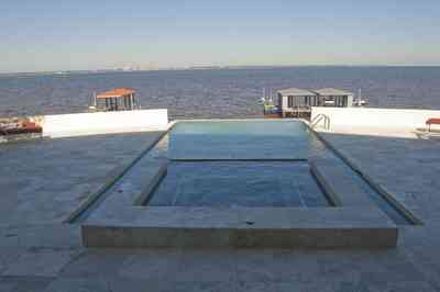 gulf+breeze-peake_27_s+point-couch+dreams-back+patio_03.jpg:  