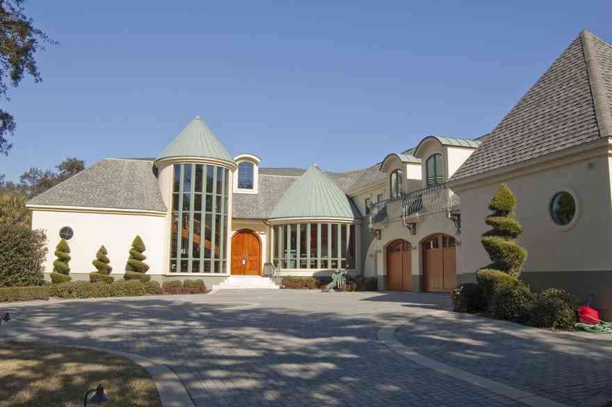 gulf+breeze-peake_27_s+point-couch+dreams-facade_01.jpg:  