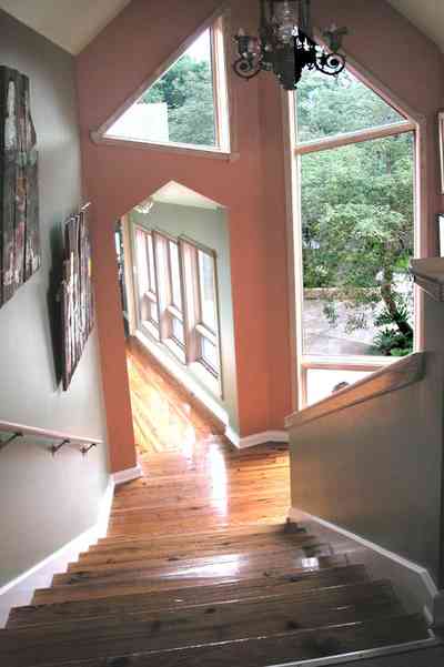 Gulf-Breeze:-92-High-Point-Drive_12a.jpg:  central hall, stairway, oak tree, modern architecture