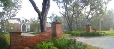 Gulf-Breeze:-Couch-Dreams_16.jpg:  pool house, swimming pool, santa rosa sound, tiger point subdivision