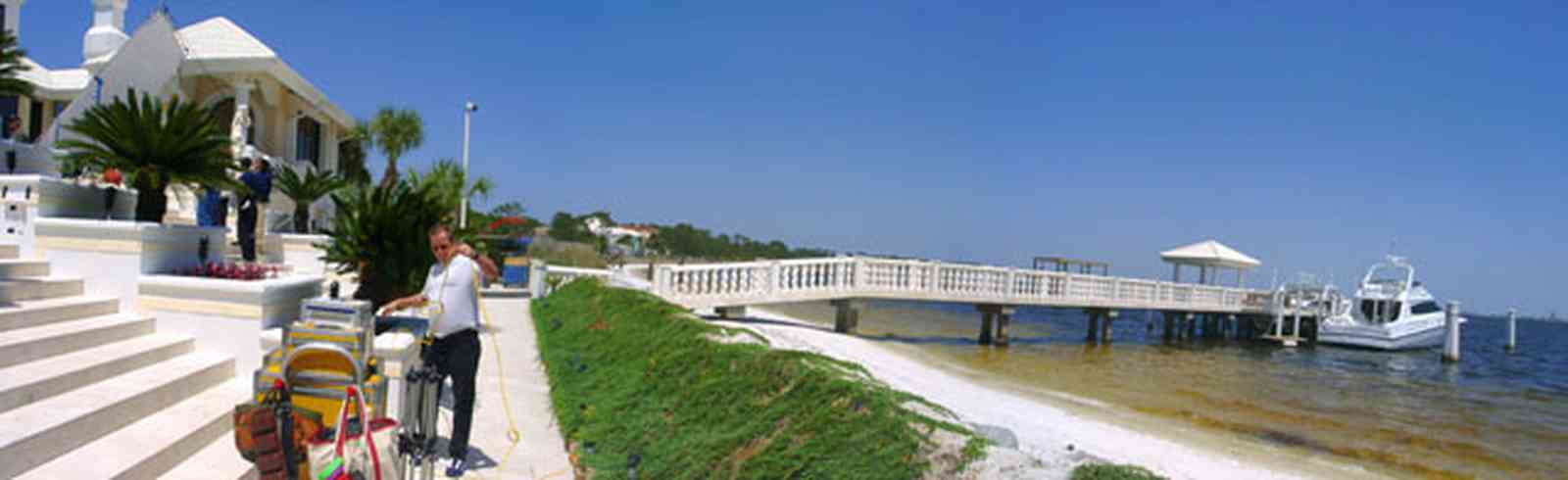 Gulf-Breeze:-Levin-House_12.jpg:  dock, yacht, mansion, dave henke, gulf of mexico