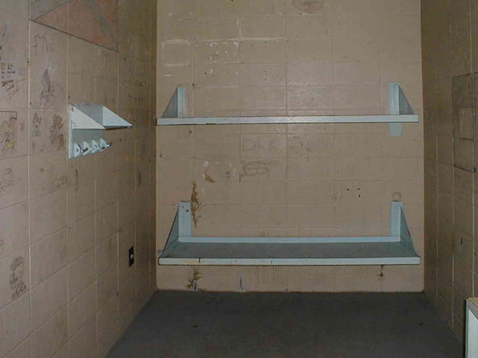 Milton:-Courthouse-Old-Jail_02b.jpg:  cell, jail, bars, prisoner, courthouse