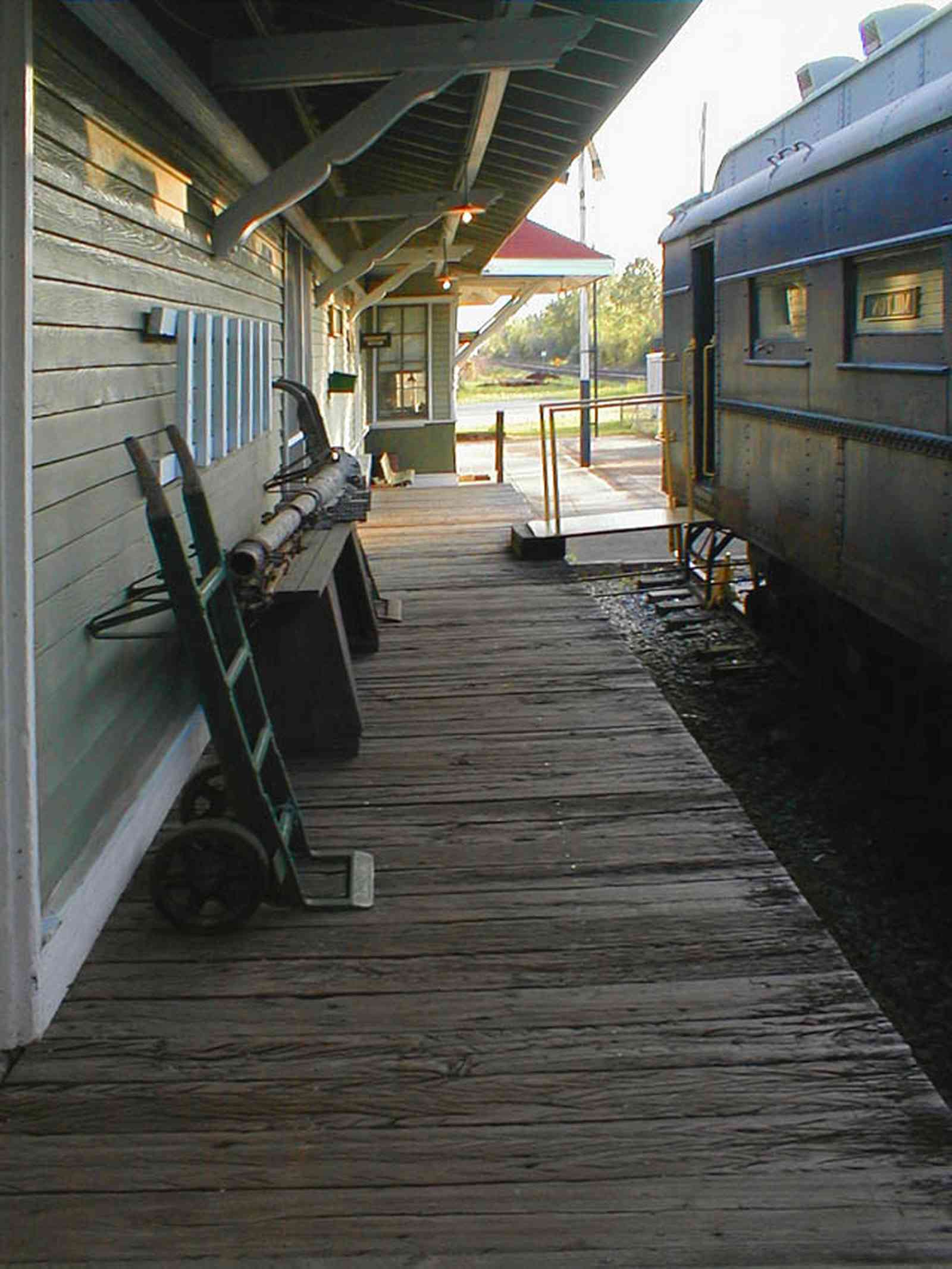 Milton:-L-N-Train-Depot_06.jpg:  train station, csx rail line, caboose, train crossing