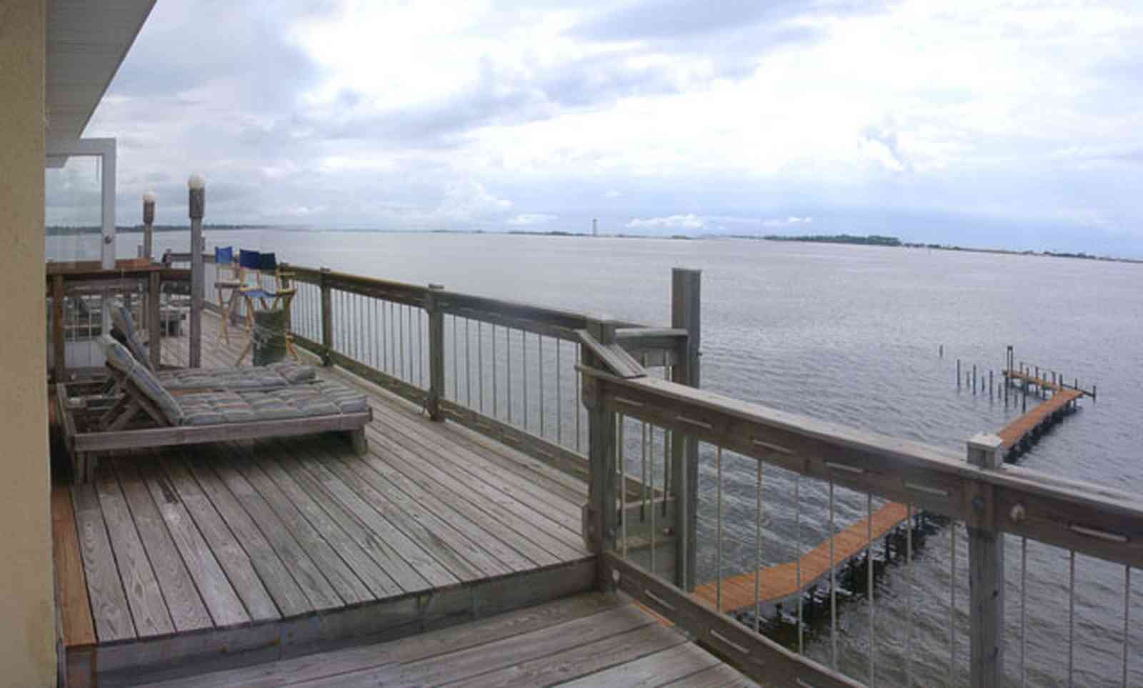 Navarre:-Biscayne-Pointe-Drive-House_15.jpg:  deck, porch, pier, house, santa rosa bay
