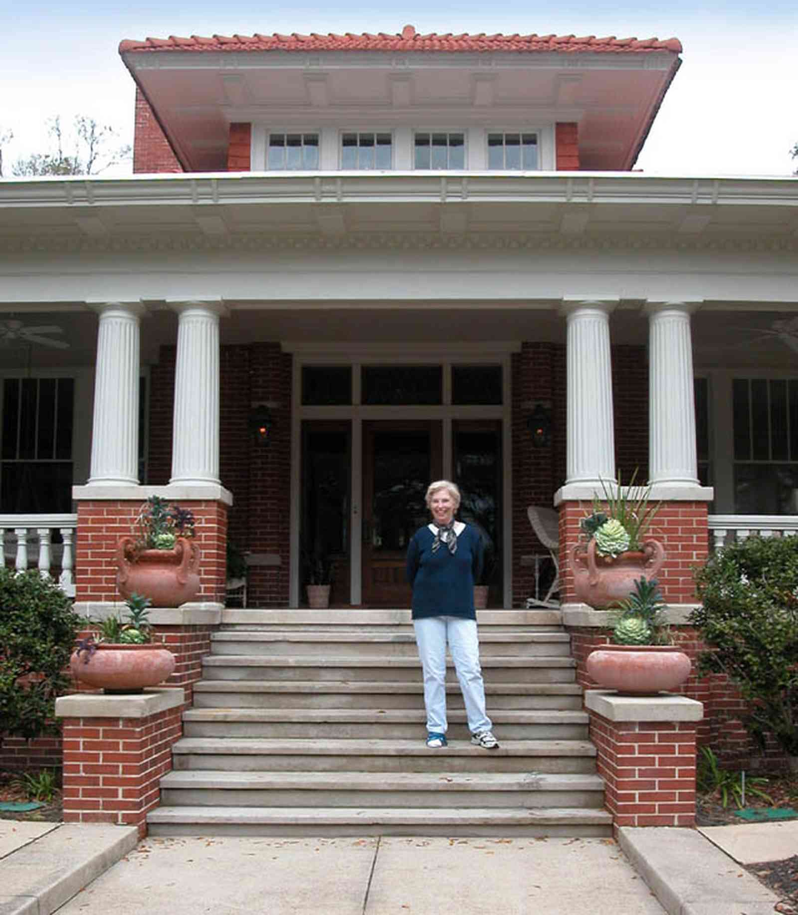 North-Hill:-116-DeSoto-St_02.jpg:  spanish revival architecure, red tile roof, columns