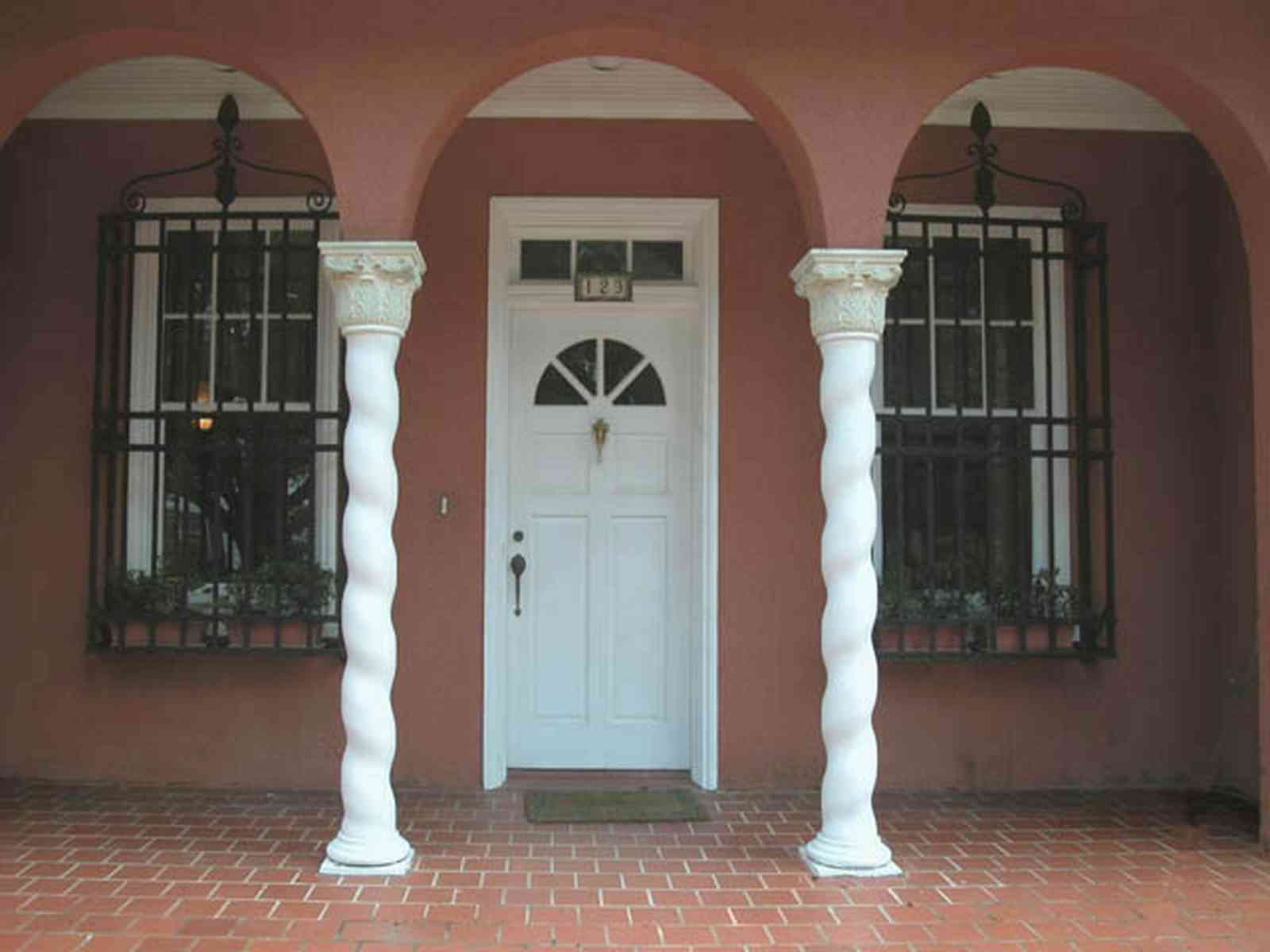 North-Hill:-123-West-Lloyd-Street_05.jpg:  hacienda, terrace, period house, villa, italienate, spanish colonial revival