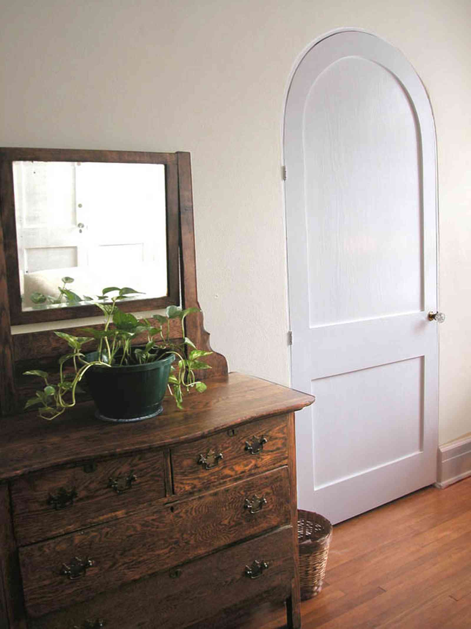 North-Hill:-123-West-Lloyd-Street_35.jpg:  heart pine floor, oak dresser, closet door