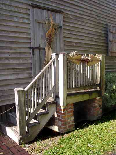 Pensacola:-Historic-Pensacola-Village:-Julee-Cottage_02.jpg:  julee cottage, slave cabin, pensacola historic village, victorian house