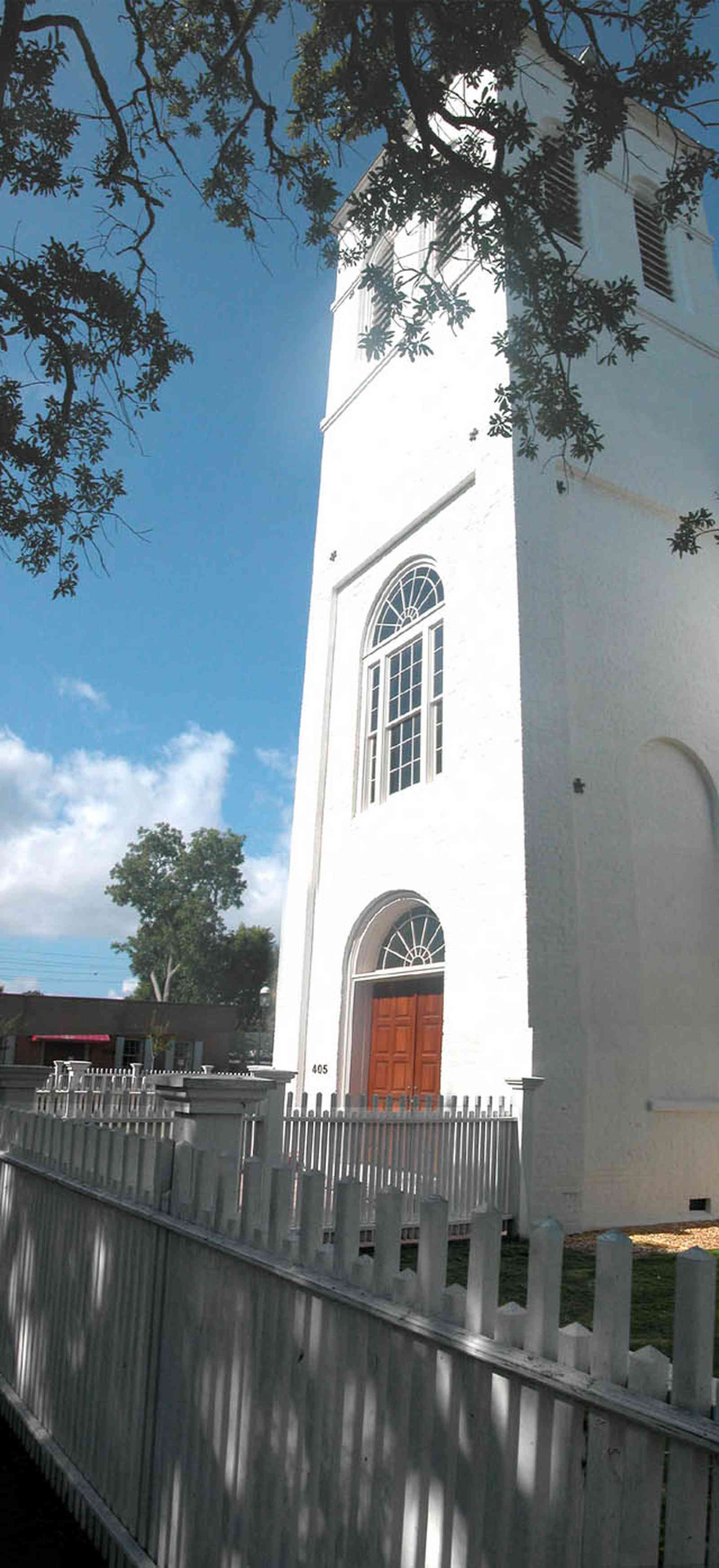 Pensacola:-Historic-Pensacola-Village:-Old-Christ-Church_01c.jpg:  plaque, historic marker, brick structure, religious service, church house, victorian village