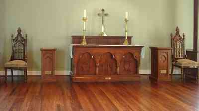 Pensacola:-Historic-Pensacola-Village:-Old-Christ-Church_11.jpg:  altar, church, candles, cross