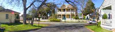 Pensacola:-Historic-Pensacola-Village:-The-Weavers-Cottage_03.jpg:  zaragoza street, victorian house, victorian cottage, gulf coast cottage, brick sidewalk, escambia bay, historic village