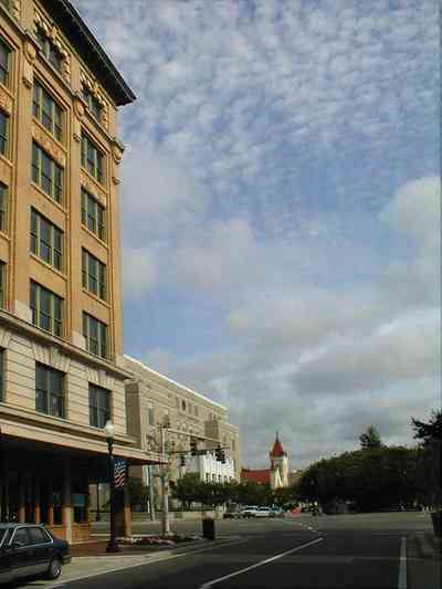 Pensacola:-Palafox-Historic-District:-Blount-Building_02c.jpg:  downtown, masonic temple, architectural style, garden street, urban renewal, palafox street, chicago school of architecture, commercial building, skyscraper, historic district