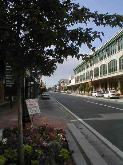 Pensacola:-Palafox-Historic-District:-Blount-Building_03.jpg:  downtown, masonic temple, architectural style, garden street, urban renewal, palafox street, chicago school of architecture, commercial building, skyscraper, historic district