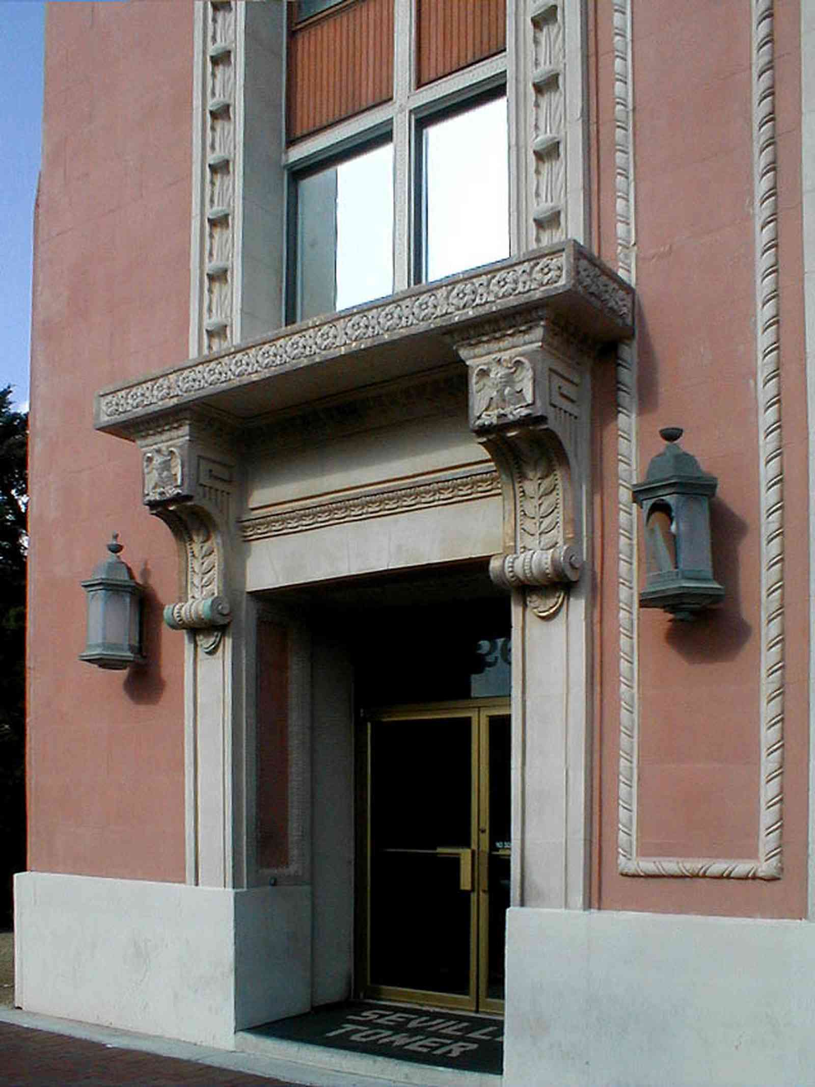Pensacola:-Palafox-Historic-District:-Empire-Building_03.jpg:  seville tower, empire building, palafox place, historic district, chicago school of architecture, low-relief ornament, cornice, 