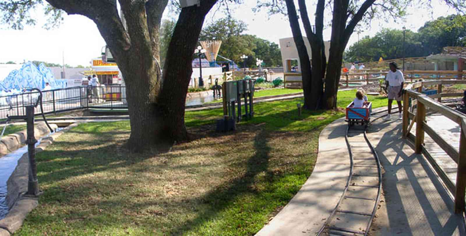 Pensacola:-Sams-Fun-City_12.jpg:  minature cars, amusement park