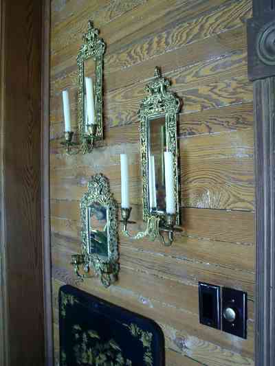 Pensacola:-Seville-Historic-District:-433-East-Zaragoza-Street_34a.jpg:  mirror sconces, game table, victorian house