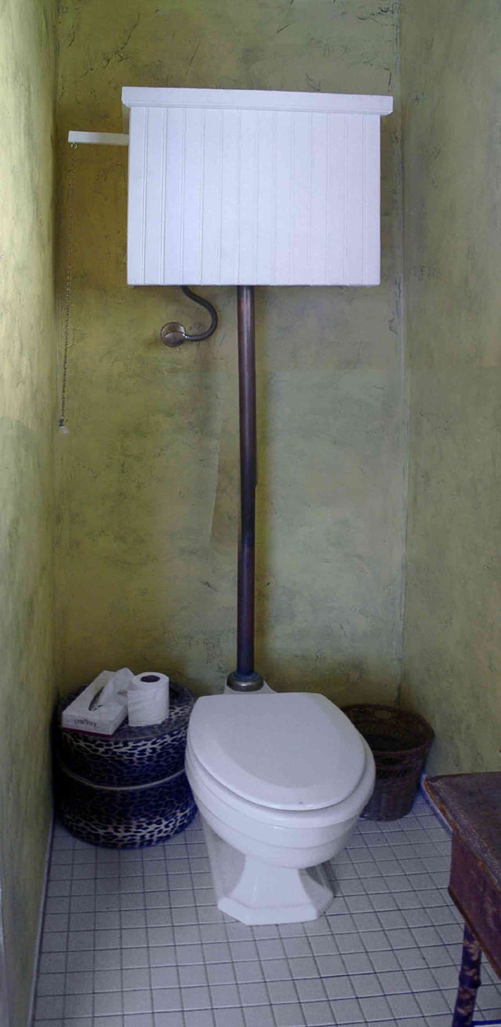 Pensacola:-Seville-Historic-District:-433-East-Zaragoza-Street_51.jpg Pensacola:-Seville-Historic-District:-433-East-Zaragoza-Street_51.jpg: victorian house, water closet, bathroom, toilet