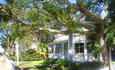 Pensacola:-Seville-Historic-District:-Michael-J.-Griffith,-P.A._02.jpg:  victorian cottage