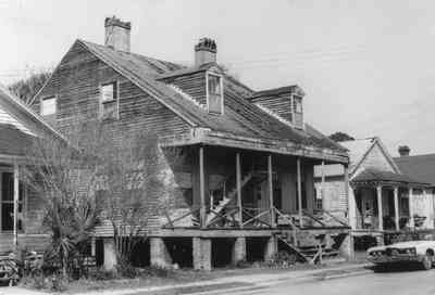 Pensacola:-Seville-Historic-District:-Michles-And-Booth-P.-A._01.jpg:  historic renovation, four-square georgian house, intendencia street, victorian home, front porch