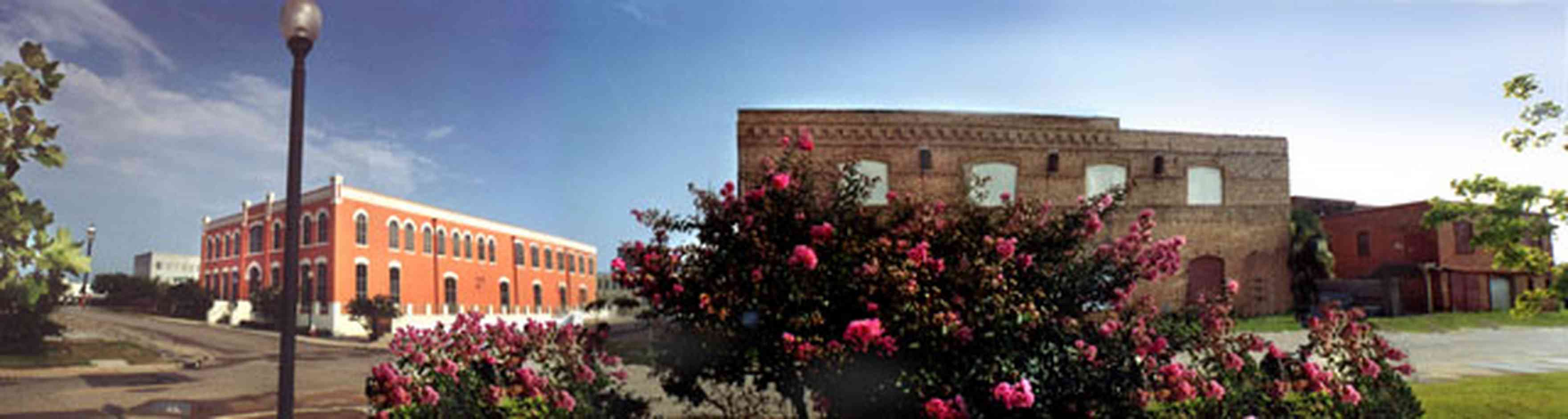 Pensacola:-Seville-Historic-District:-Spencer,-Maxwell,-Bullock-Architects_01.jpg:  warehouse buildings, crepe myrtle trees, office buildings, light pole, victorian building, downtown, architectural firm, architects