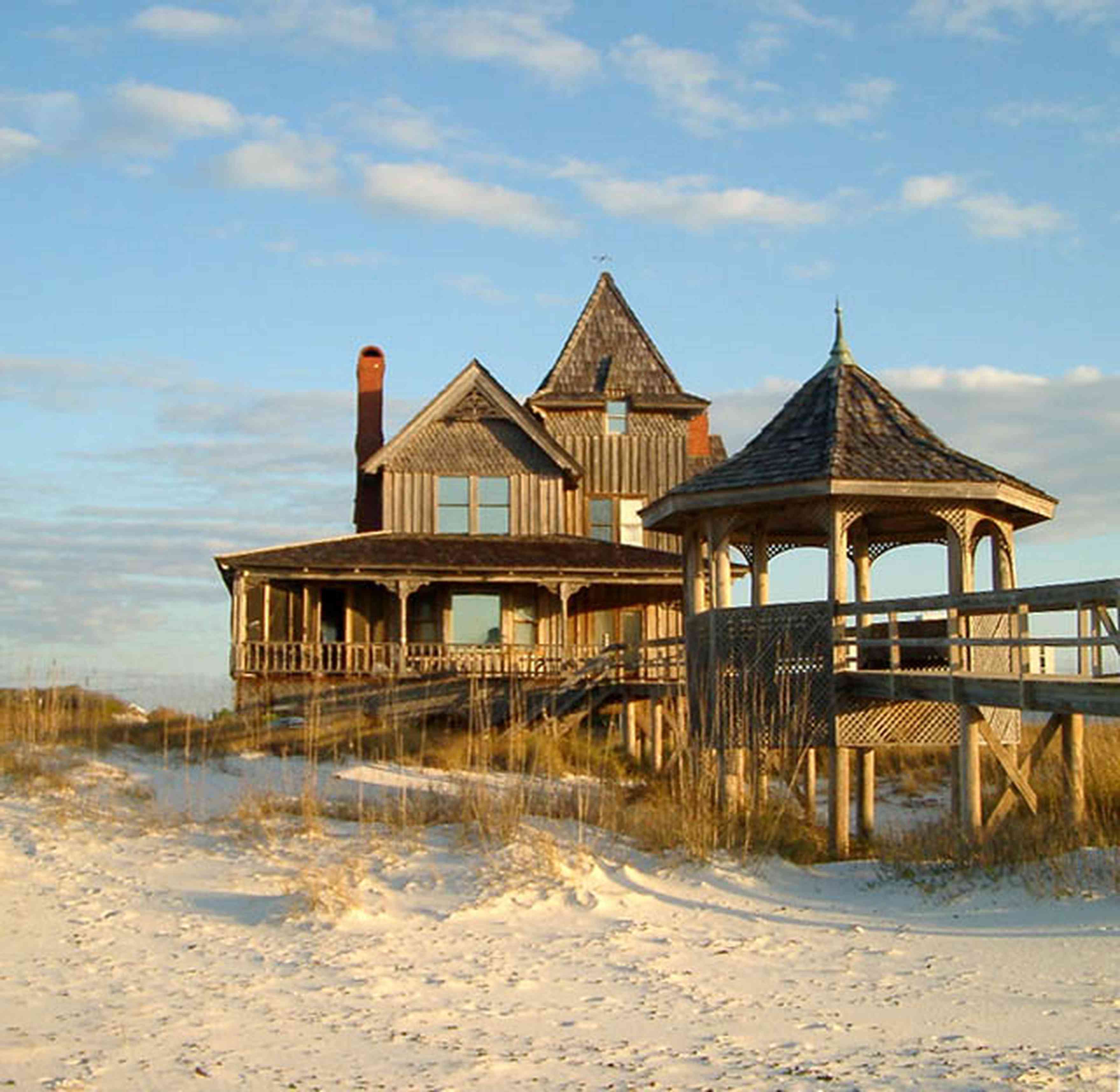 Perdido-Key:-Gothic-House_00.jpg:  folk victorian architecture, gothic architecture, tower, spire, weather vane, gazebo, wrangler shoot, victorian house