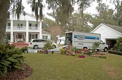 Crew-Bonnin_03_574983544.jpg:  